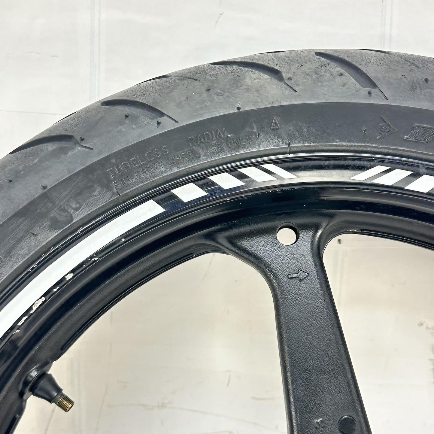 2007 - 2012 HONDA CBR600RR FRONT WHEEL RIM TIRE BLACK STOCK