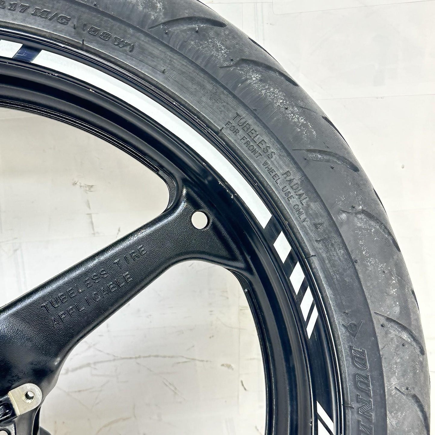 2007 - 2012 HONDA CBR600RR FRONT WHEEL RIM TIRE BLACK STOCK
