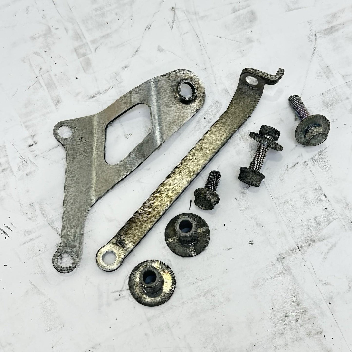 2007 - 2012 HONDA CBR600RR RADIATOR BRACKET MOUNT BOLTS HARDWARE SCREWS