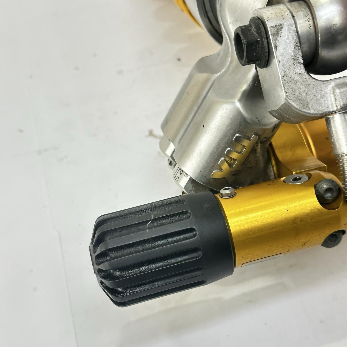 2009 - 2014 YAMAHA YZF R1 REAR SHOCK BACK SUSPENSION ABSORBER OHLINS TTX