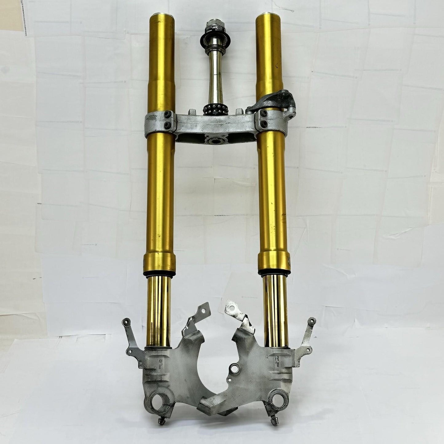 2009 - 2014 YAMAHA YZF R1 FRONT FORKS LOWER TRIPLE TREE SUSPENSION OHLINS TTX