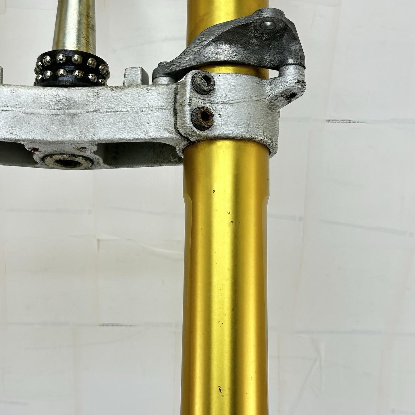 2009 - 2014 YAMAHA YZF R1 FRONT FORKS LOWER TRIPLE TREE SUSPENSION OHLINS TTX
