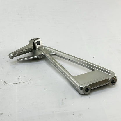 2021 - 2026 APRILIA RS 660 PASSENGER PEGS REAR FOOT REST LEFT RIGHT SET BOLTS