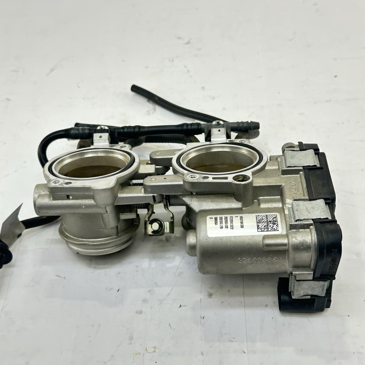 2021 - 2026 APRILIA RS 660 THROTTLE BODY FUEL INJECTORS LINES TUBES STOCK