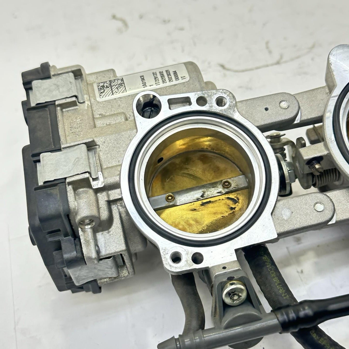 2021 - 2026 APRILIA RS 660 THROTTLE BODY FUEL INJECTORS LINES TUBES STOCK
