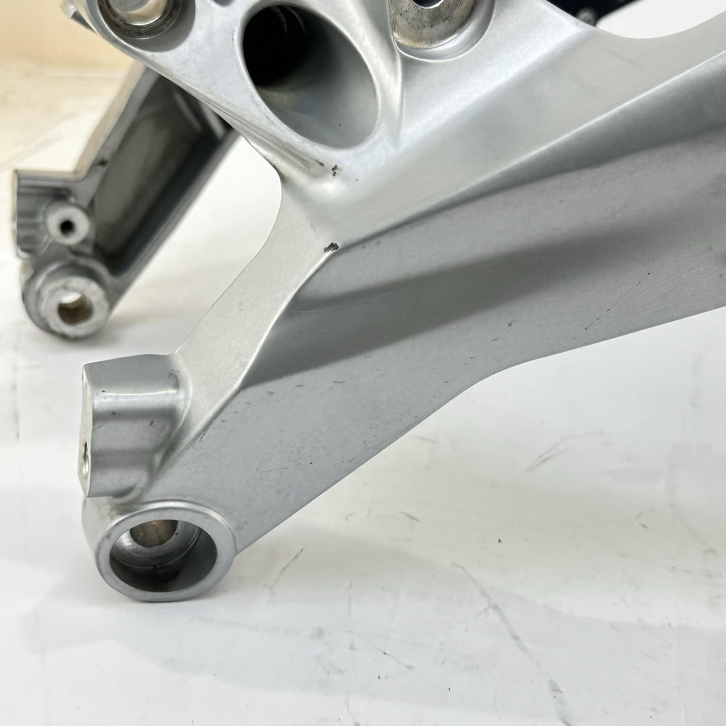 2021 - 2026 APRILIA RS 660 MAIN FRAME BODY CHASSIS SILVER STOCK