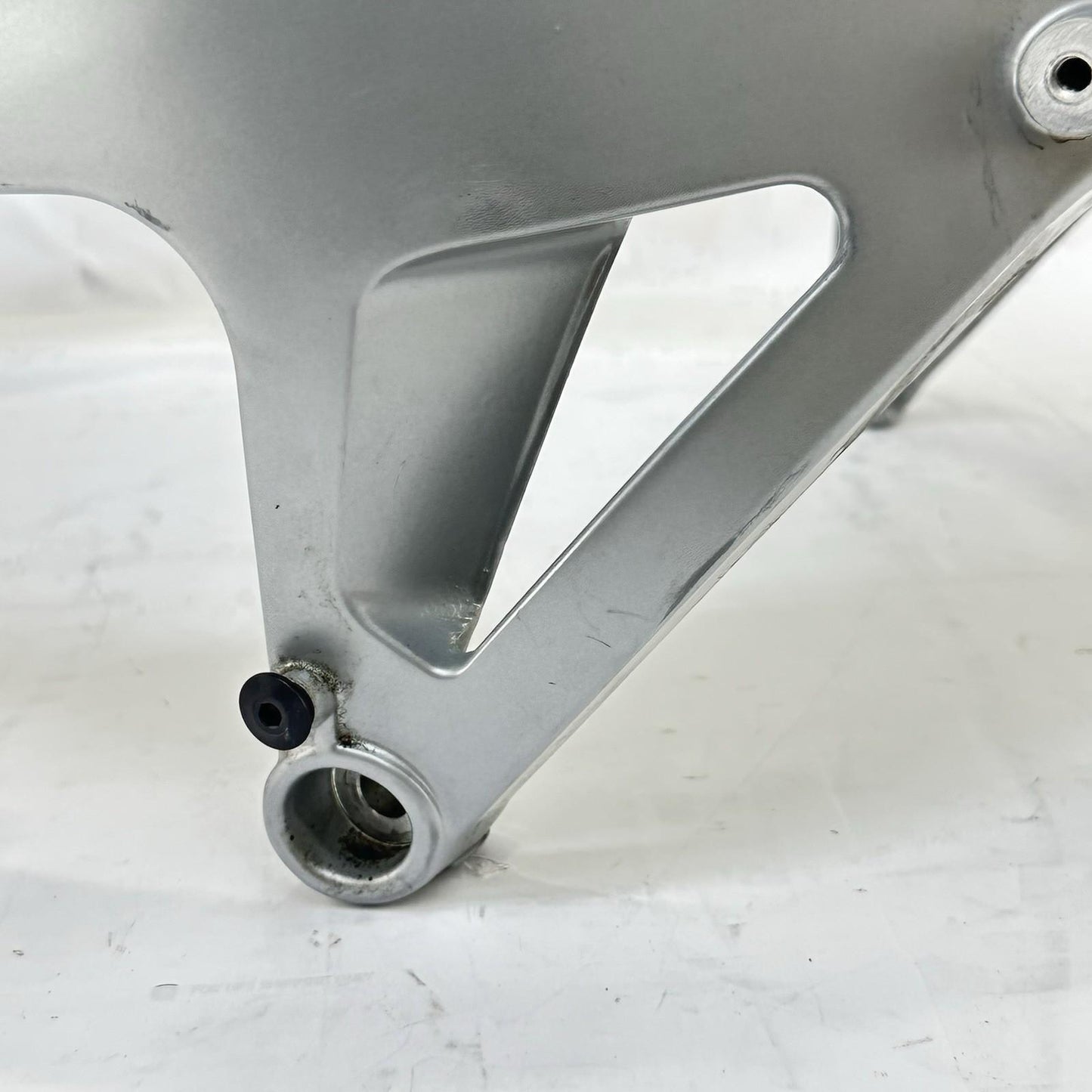2021 - 2026 APRILIA RS 660 MAIN FRAME BODY CHASSIS SILVER STOCK