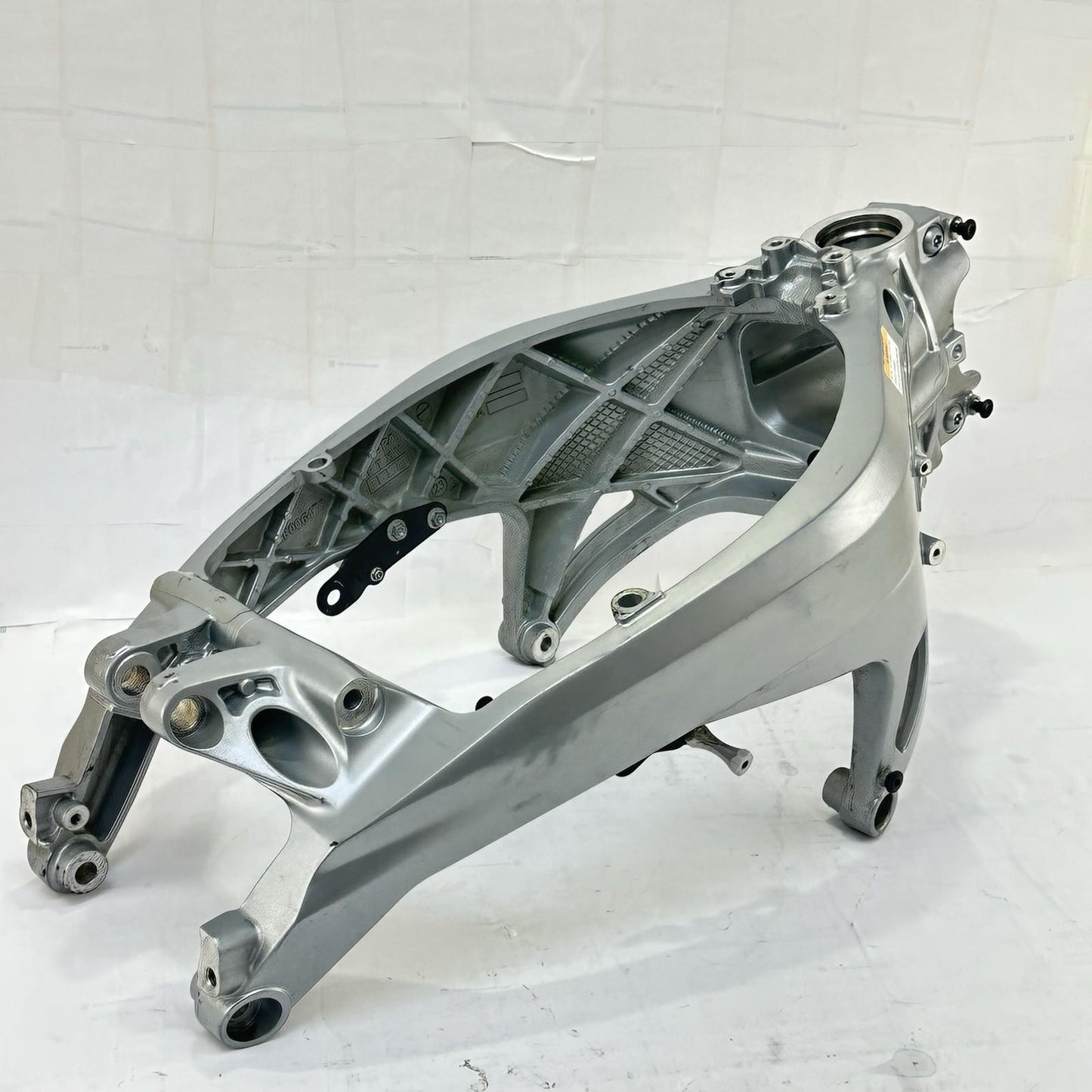 2021 - 2026 APRILIA RS 660 MAIN FRAME BODY CHASSIS SILVER STOCK