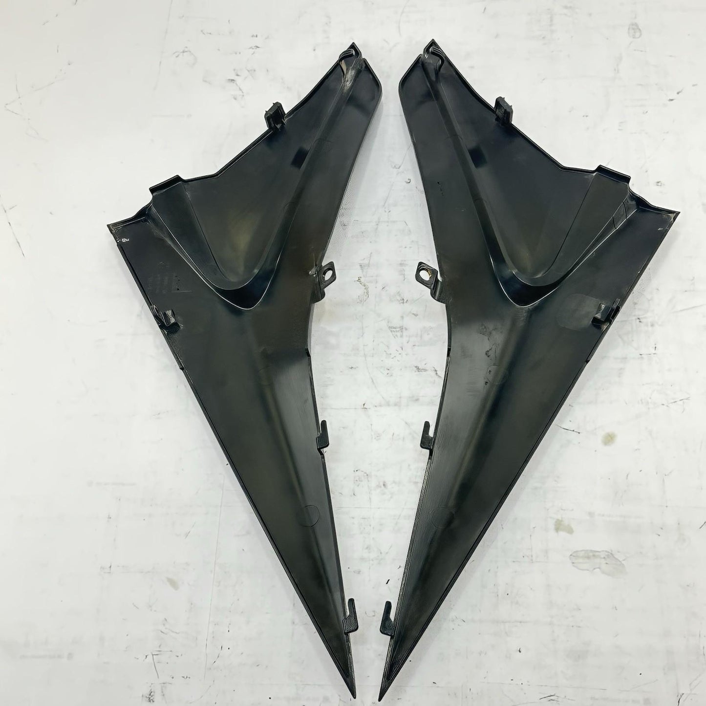 2021 - 2026 APRILIA RS 660 SIDE INFILL FAIRINGS LEFT RIGHT UNDER SEAT PLASTICS