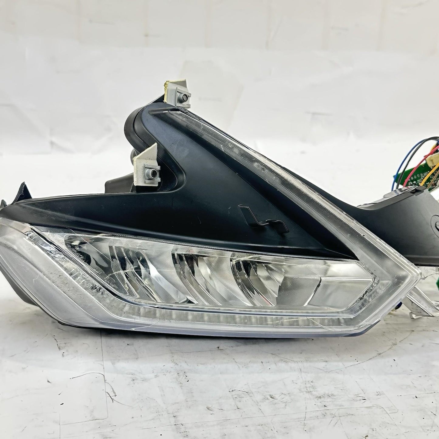 2021 - 2026 APRILIA RS 660 HEADLIGHT FRONT LAMP LIGHT *DAMAGED*