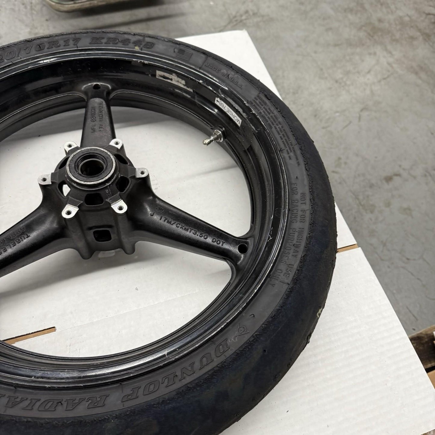 2008 - 2011 HONDA CBR1000RR FRONT WHEEL RIM W TIRE STRAIGHT STOCK *STRAIGHT*