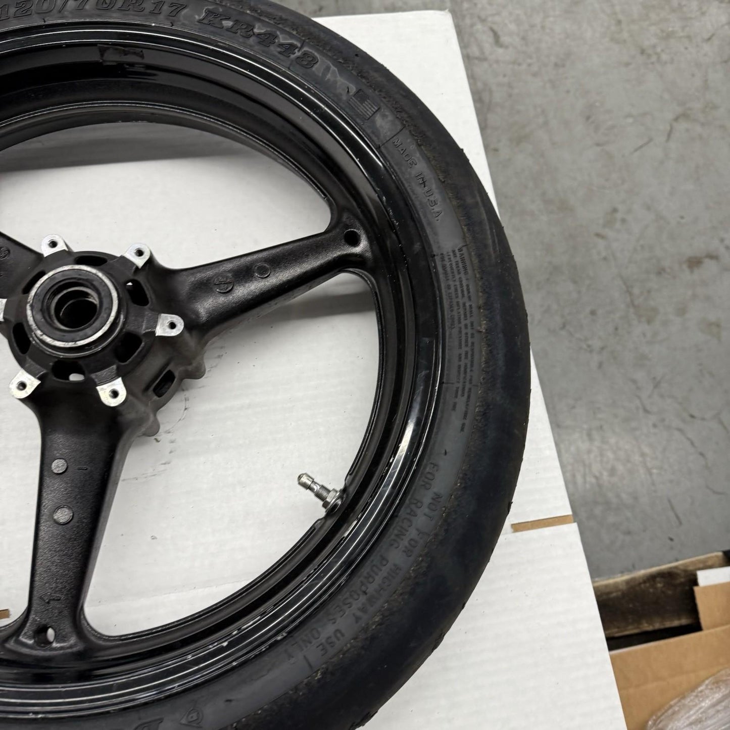 2008 - 2011 HONDA CBR1000RR FRONT WHEEL RIM W TIRE STRAIGHT STOCK *STRAIGHT*