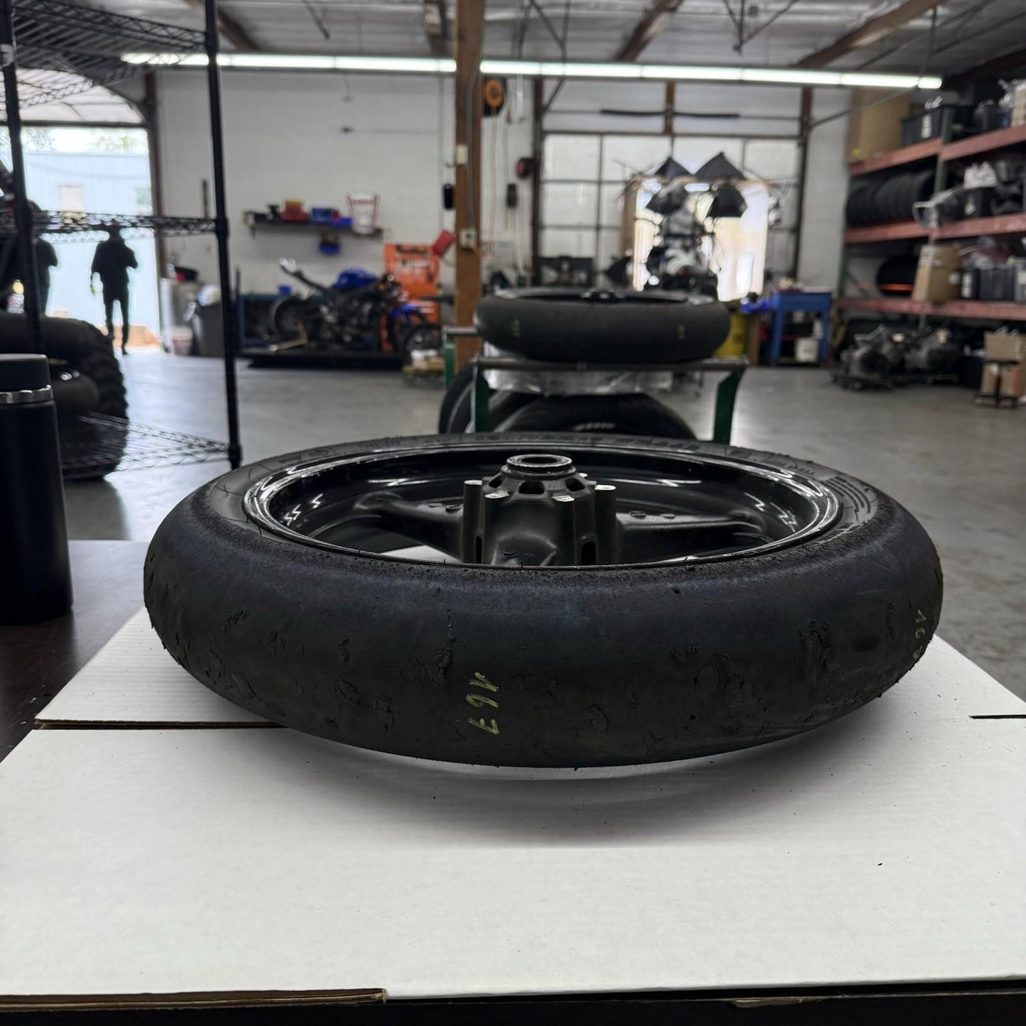 2008 - 2011 HONDA CBR1000RR FRONT WHEEL RIM W TIRE STRAIGHT STOCK *STRAIGHT*