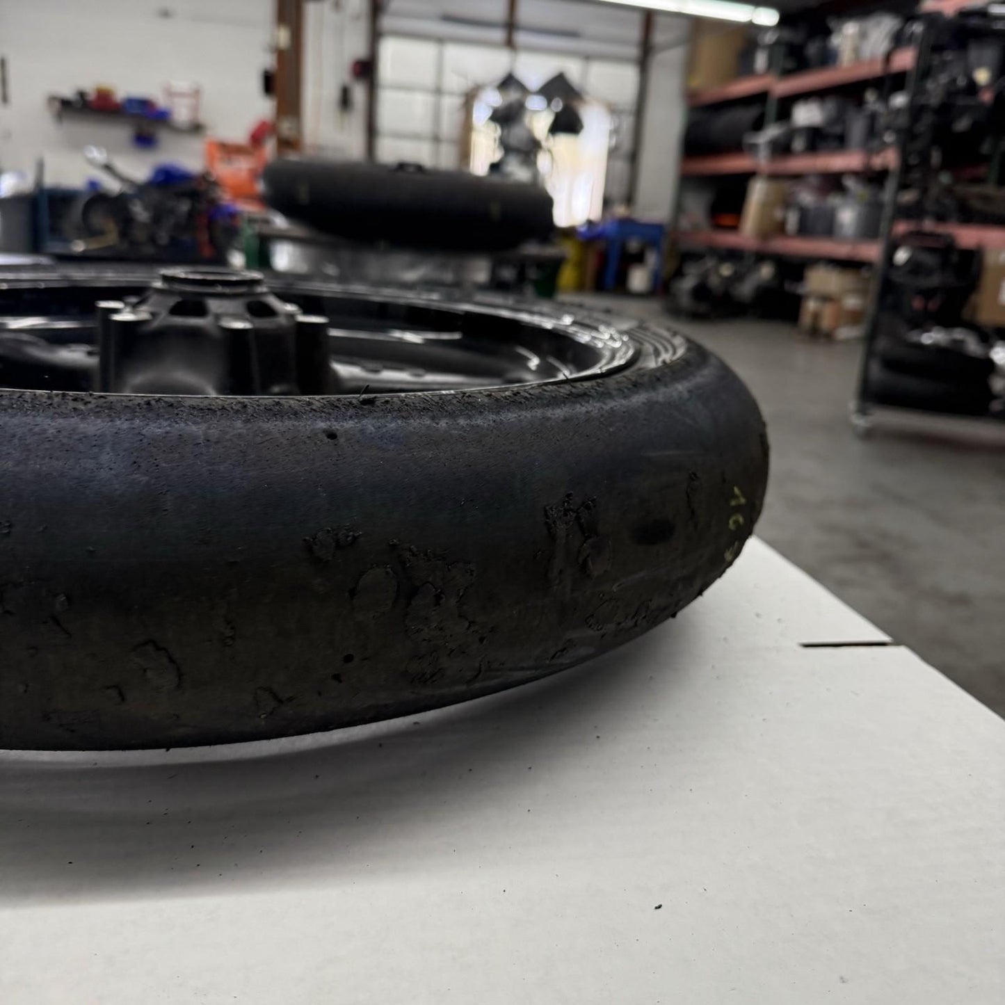 2008 - 2011 HONDA CBR1000RR FRONT WHEEL RIM W TIRE STRAIGHT STOCK *STRAIGHT*
