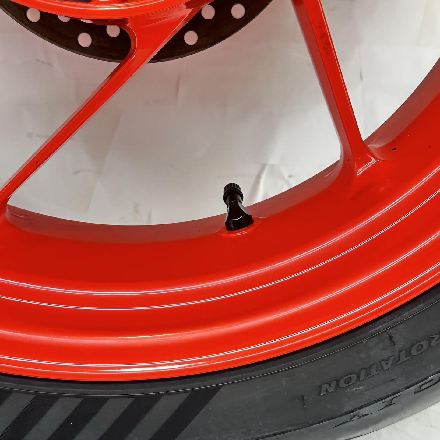 2021 - 2026 APRILIA RS 660 REAR WHEEL RIM TIRE RUBBER BACK BRAKE ROTOR DISC RED