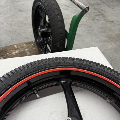 2011 - 2026 SUZUKI GSX600 GSXR750 FRONT WHEEL RIM TIRE RUBBER STRAIGHT BLACK