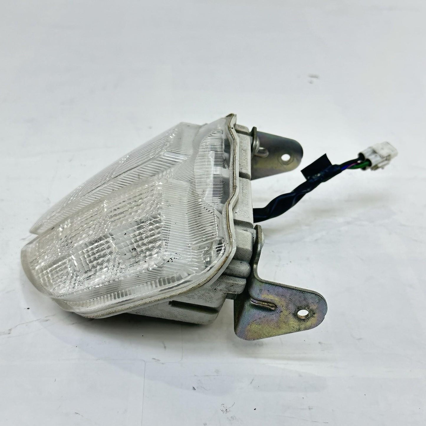 2006 2007 SUZUKI GSXR 600 GSXR 750 REAR TAILLIGHT BACK BRAKE LIGHT LAMP BOLTS
