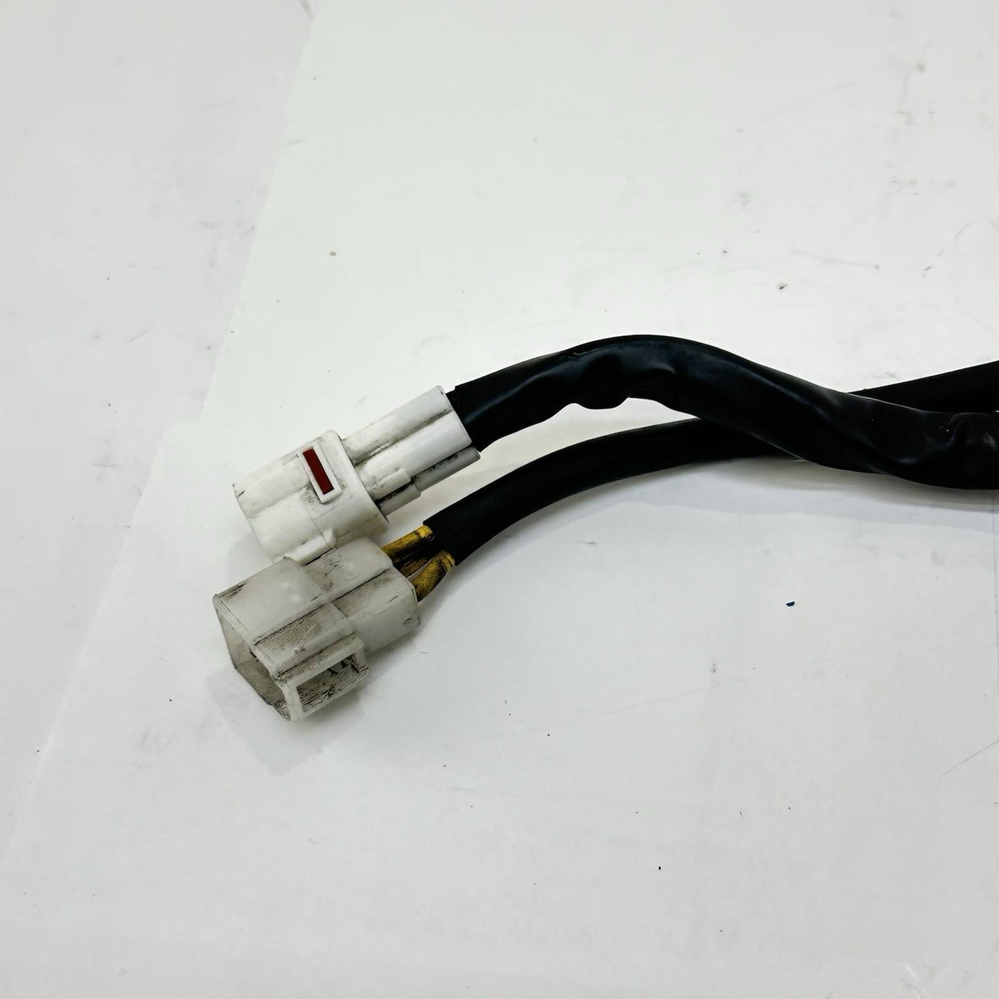 2006 2007 SUZUKI GSXR 600 GSXR 750 VOLTAGE REGULATOR RECTIFIER BOLTS STOCK