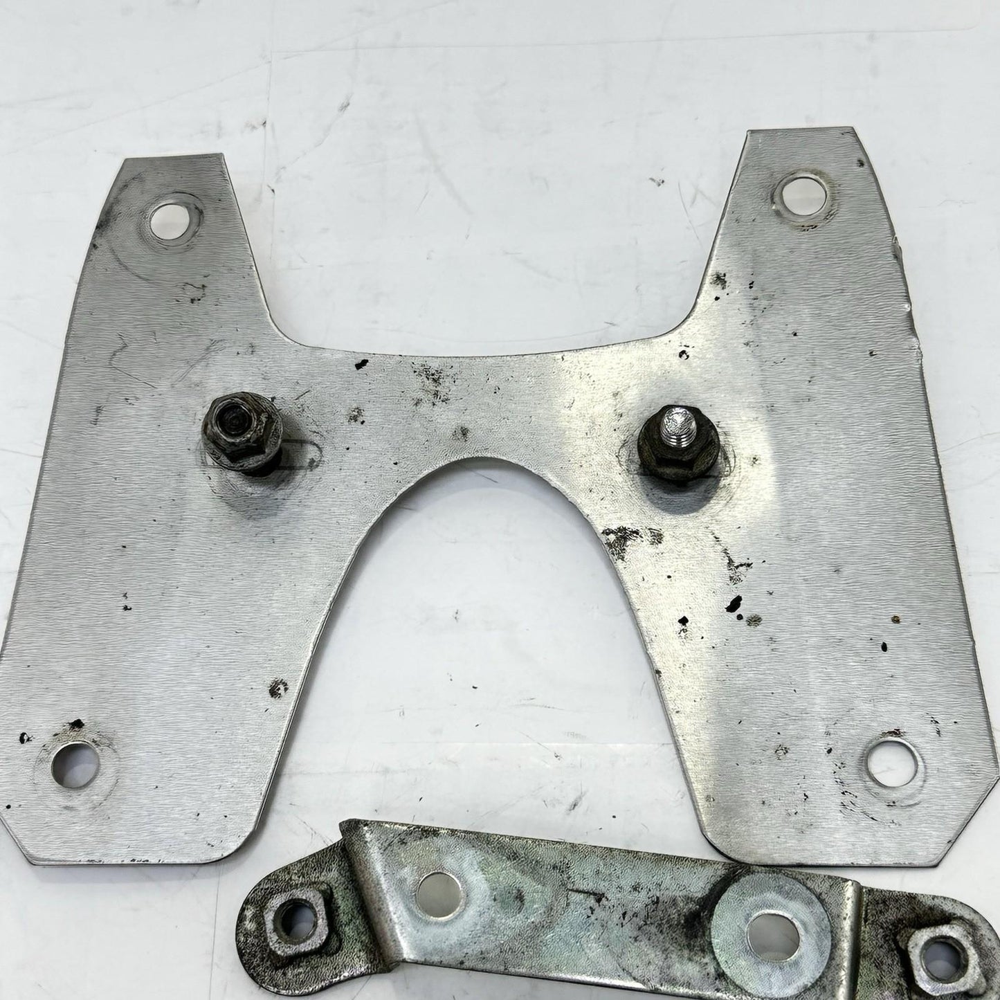 2006 2007 SUZUKI GSXR 600 GSXR 750 REAR UNDERTAIL BRACKET MOUNT BOLTS HARDWARE