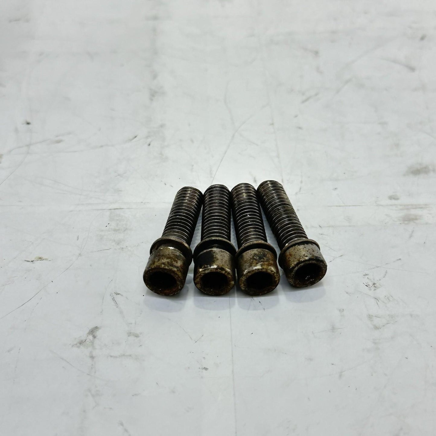 2006 2007 SUZUKI GSXR 600 GSXR 750 PASSENGER PEGS REAR FOOT REST LEFT RIGHT SET