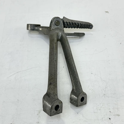 2006 2007 SUZUKI GSXR 600 GSXR 750 PASSENGER PEGS REAR FOOT REST LEFT RIGHT SET