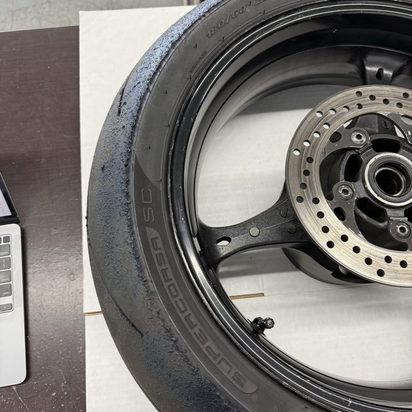 2006 2007 SUZUKI GSXR600 GSXR750 REAR WHEEL REAR RIM BRAKE ROTOR PIRELLI TIRE
