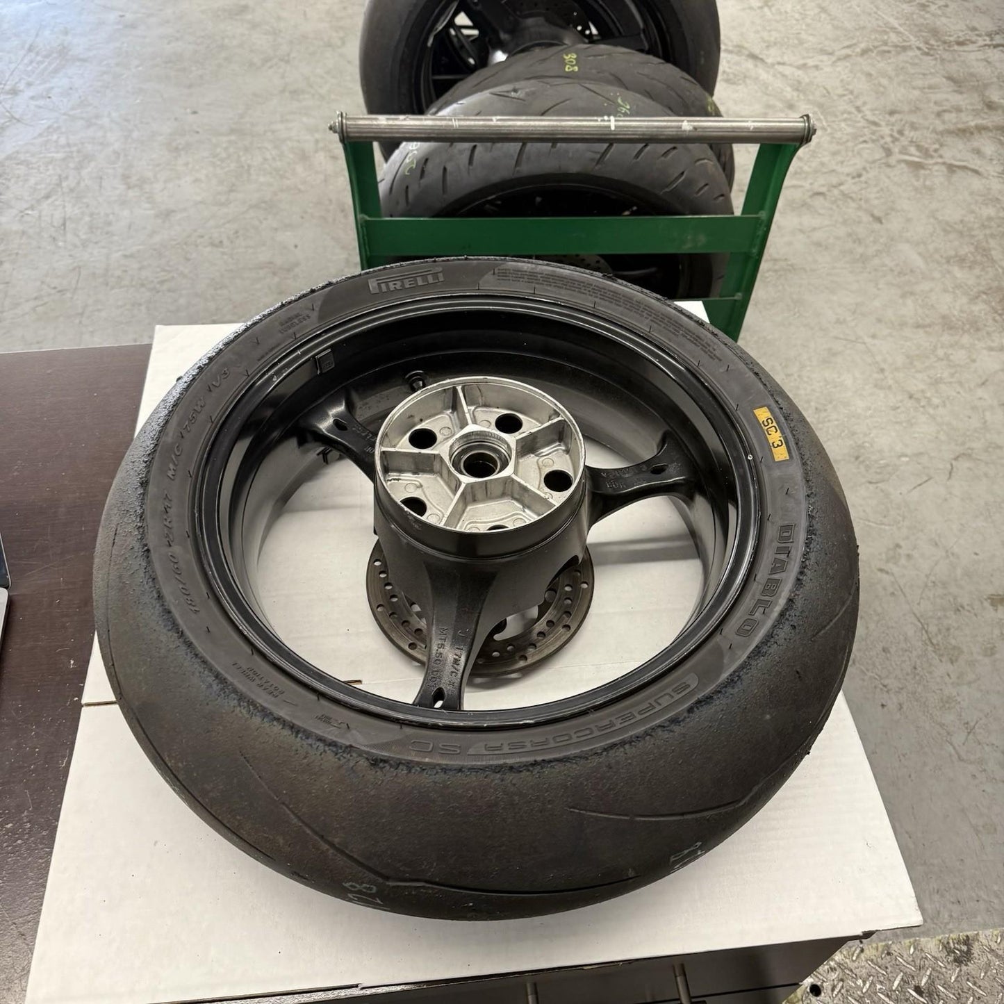 2006 2007 SUZUKI GSXR600 GSXR750 REAR WHEEL REAR RIM BRAKE ROTOR PIRELLI TIRE