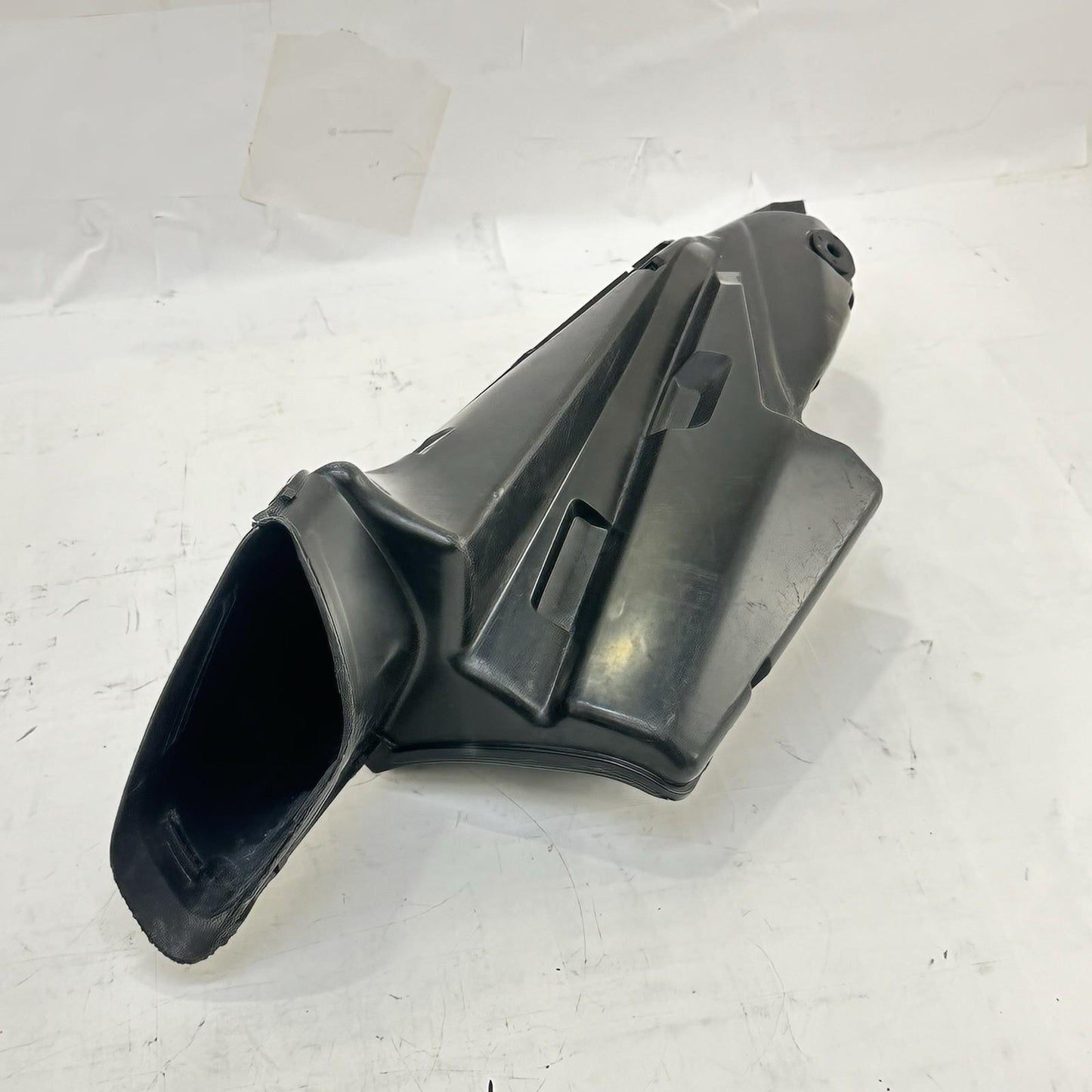 2006 2007 SUZUKI GSXR 600 GSXR 750 AIR DUCTS INTAKE TUBES BLACK PLASTIC *SCUFFS*