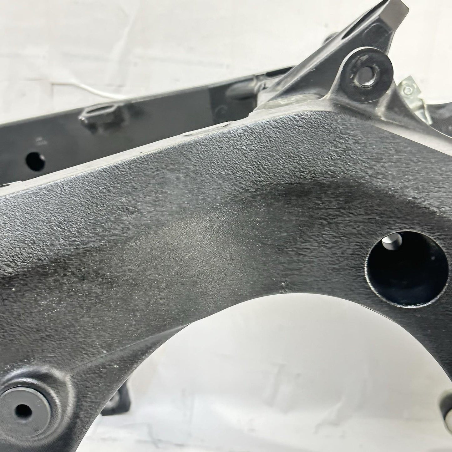 2006 2007 SUZUKI GSXR 600 GSXR 750 MAIN FRAME BODY CHASSIS BLACK STOCK