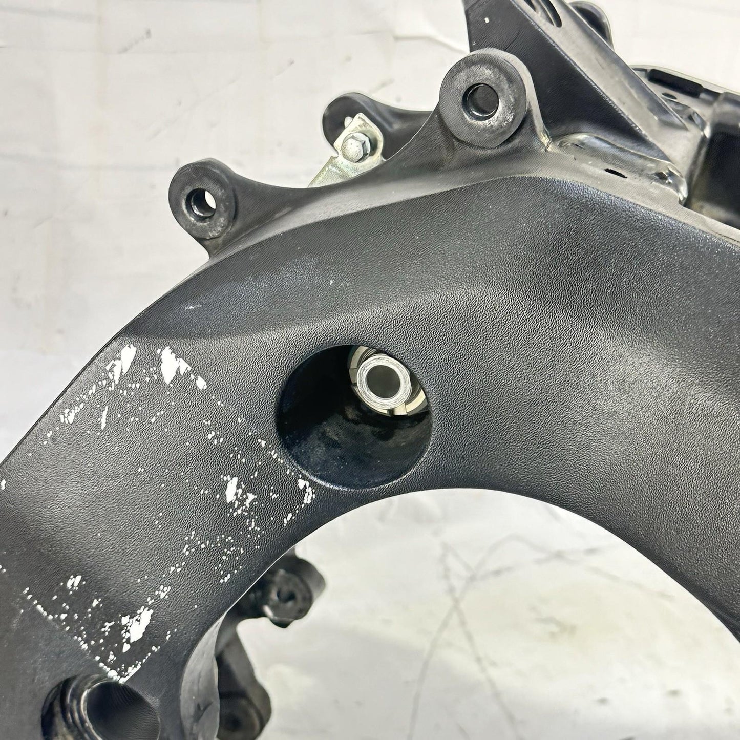 2006 2007 SUZUKI GSXR 600 GSXR 750 MAIN FRAME BODY CHASSIS BLACK STOCK