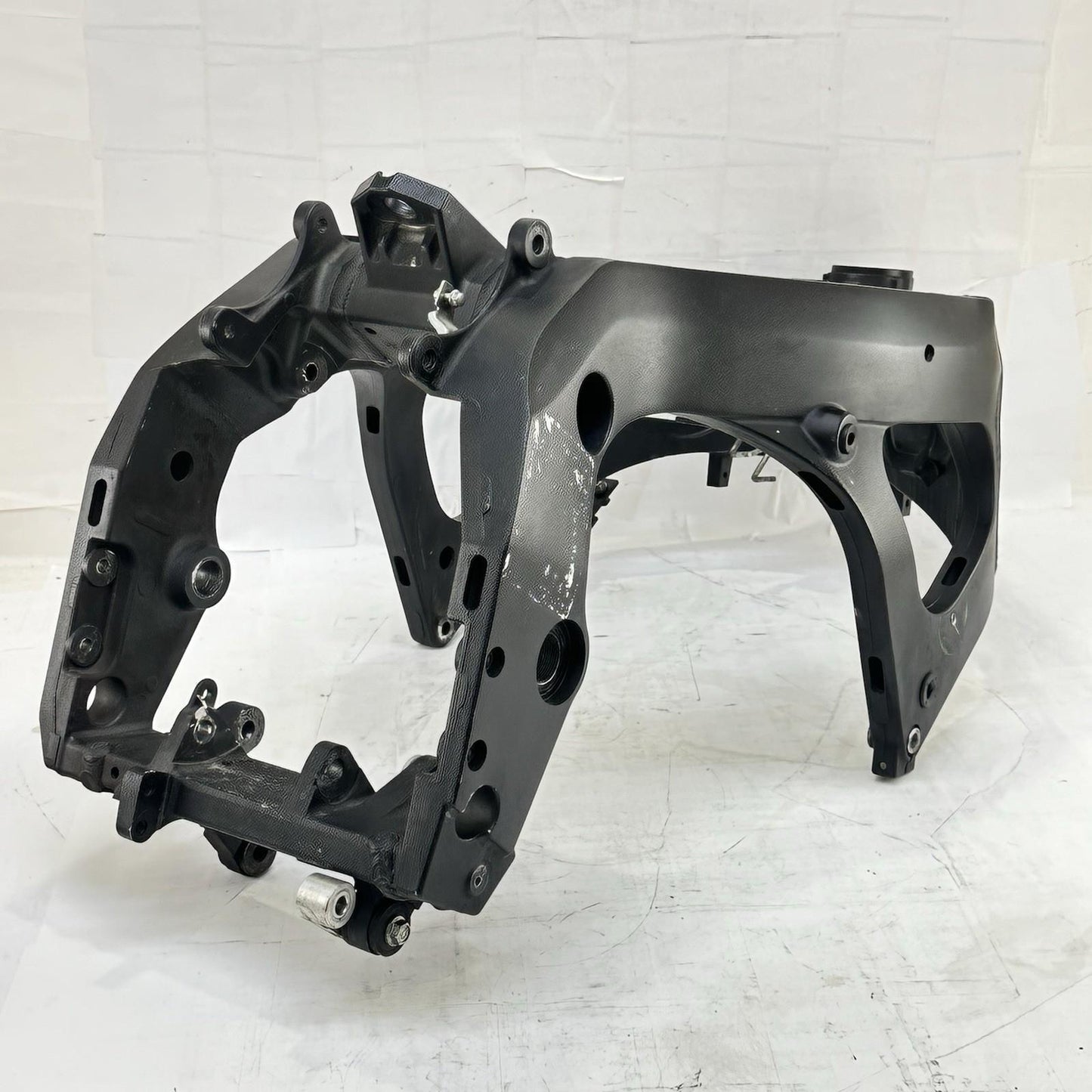 2006 2007 SUZUKI GSXR 600 GSXR 750 MAIN FRAME BODY CHASSIS BLACK STOCK