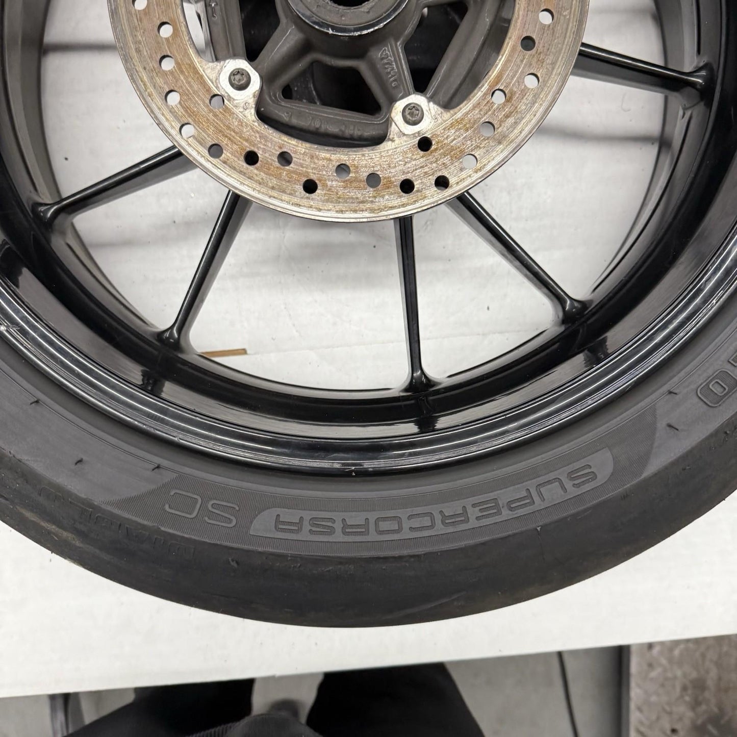 2010 - 2014 BMW S1000RR REAR WHEEL BACK RIM STRAIGHT PIRELLI TIRE BRAKE ROTOR