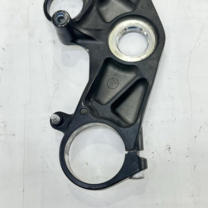 2003 - 2005 YAMAHA YZF R6 UPPER TRIPLE TREE FRONT FORK CLAMP BLACK STOCK