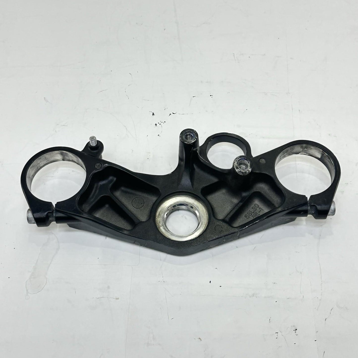 2003 - 2005 YAMAHA YZF R6 UPPER TRIPLE TREE FRONT FORK CLAMP BLACK STOCK