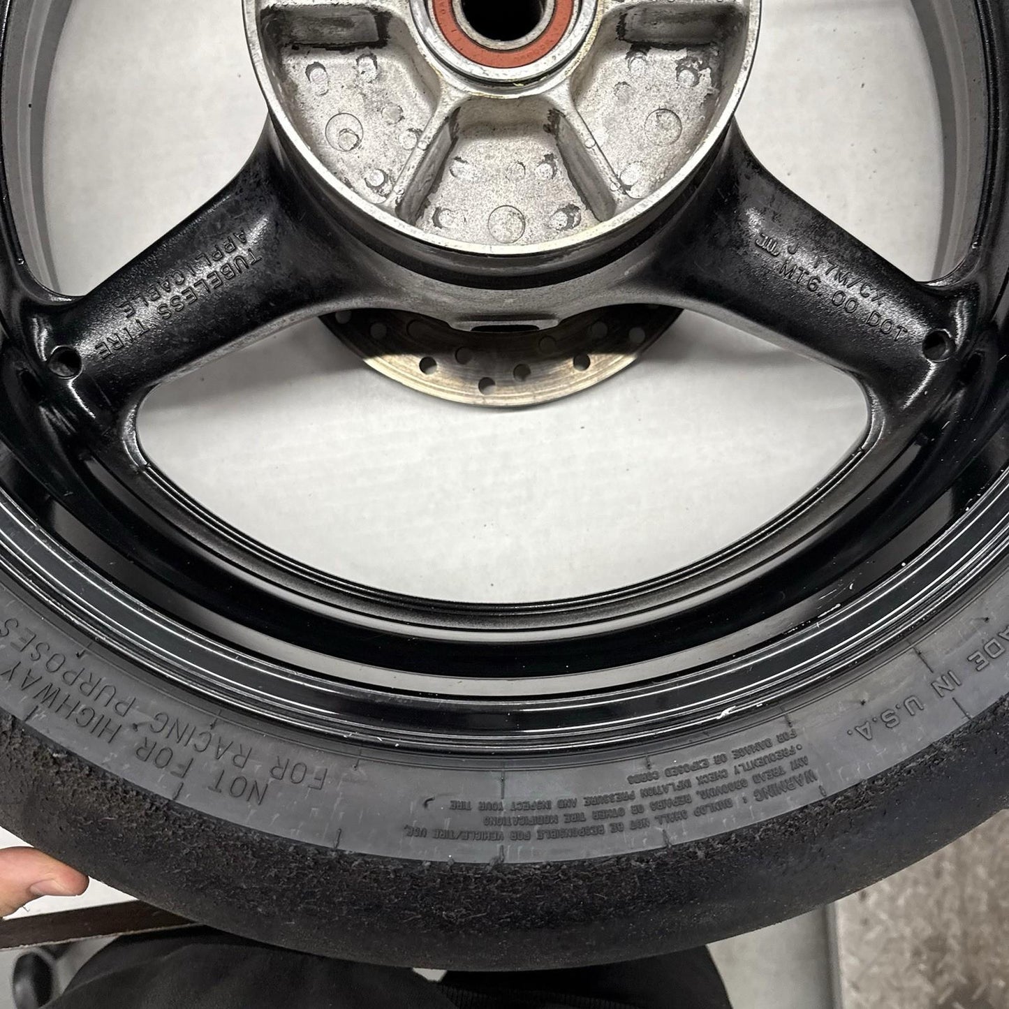 2008 - 2011 HONDA CBR1000RR REAR WHEEL BACK DUNLOP TIRE BLACK RIM STRAIGHT STOCK
