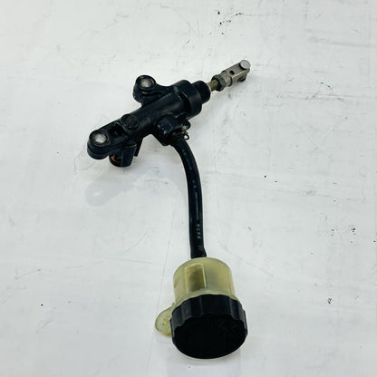2003 - 2005 YAMAHA YZF R6 REAR BRAKE MASTER CYLINDER BACK RESERVOIR BLACK STOCK
