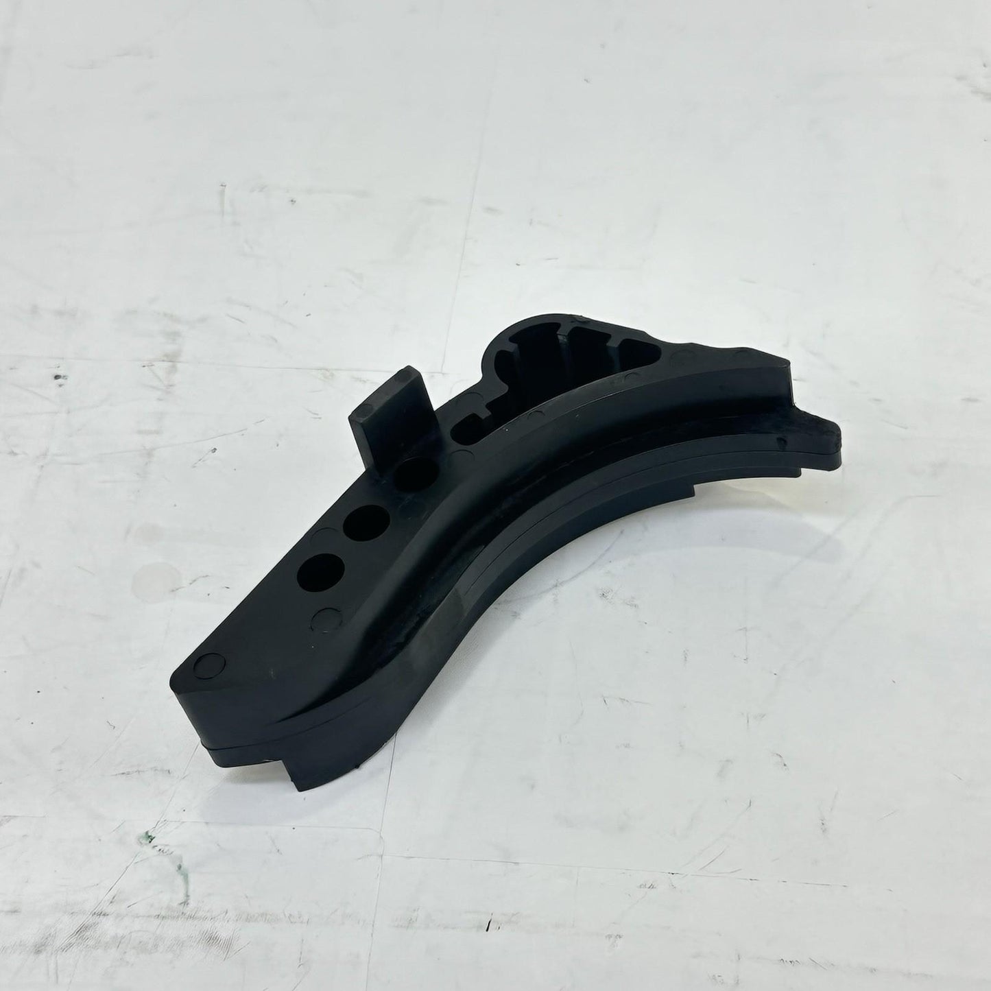 2003 - 2005 YAMAHA YZF R6 SPROCKET COVER CHAIN DRIVE GUARD PLASTIC PANEL BLACK