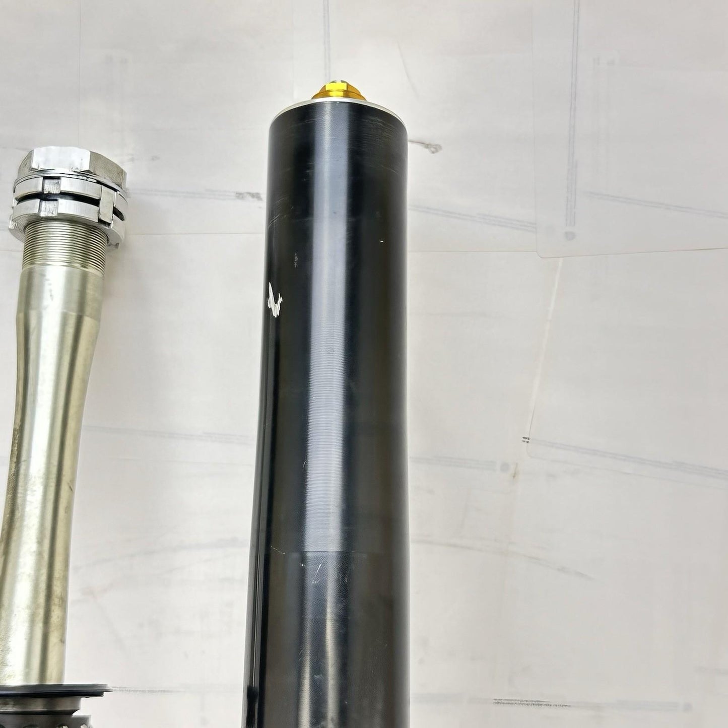 2003 - 2005 YAMAHA YZF R6 FRONT FORKS SUSPENSION ABSORBERS TRIPLE TREE *BENT*