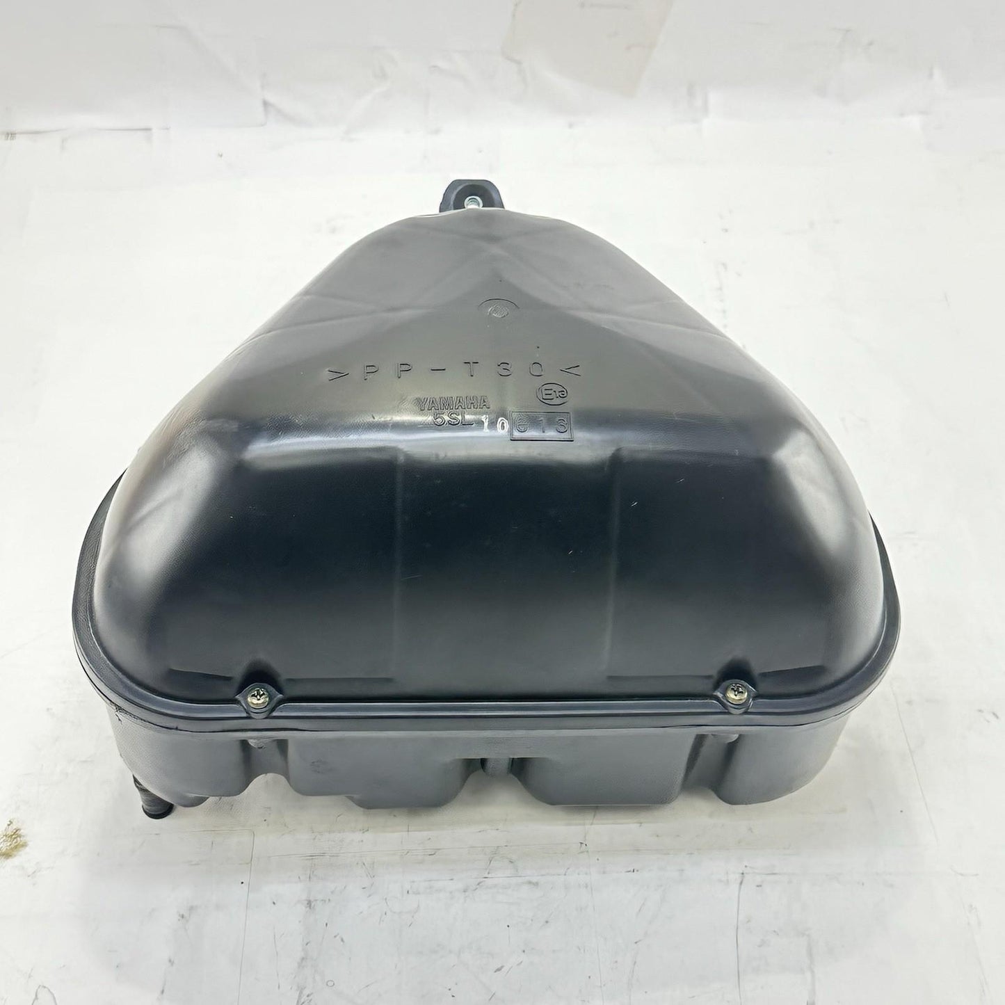 2003 - 2005 YAMAHA YZF R6 AIRBOX INTAKE AIR CLEANER FILTER HOUSING BOX BLACK