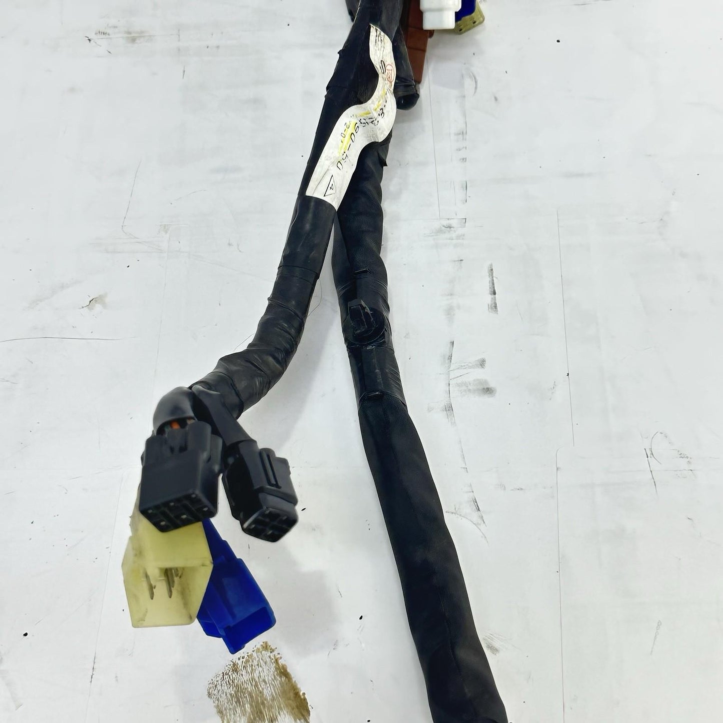 2003 - 2005 YAMAHA YZF R6 MAIN WIRING HARNESS ENGINE MOTOR WIRE LOOM STOCK