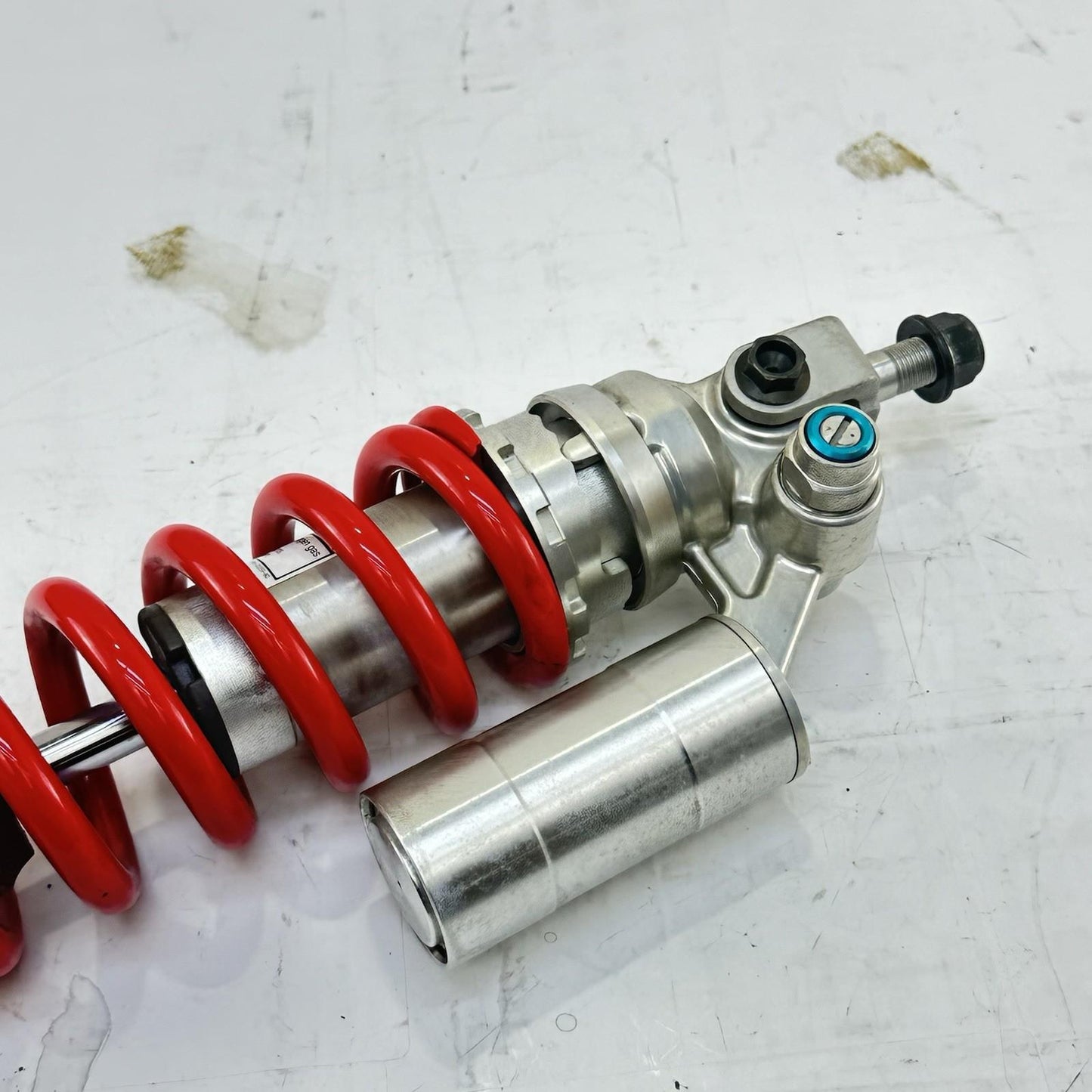 2003 - 2005 YAMAHA YZF R6 REAR SHOCK BACK SUSPENSION ABSORBER RED SILVER