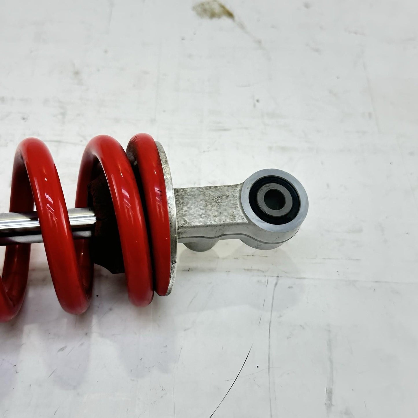 2003 - 2005 YAMAHA YZF R6 REAR SHOCK BACK SUSPENSION ABSORBER RED SILVER