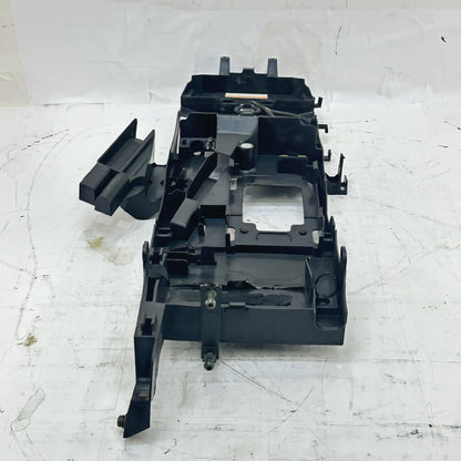 2003 - 2005 YAMAHA YZF R6 BATTERY TRAY HOLDER UNDERTAIL PLASTIC TRIM BLACK STOCK