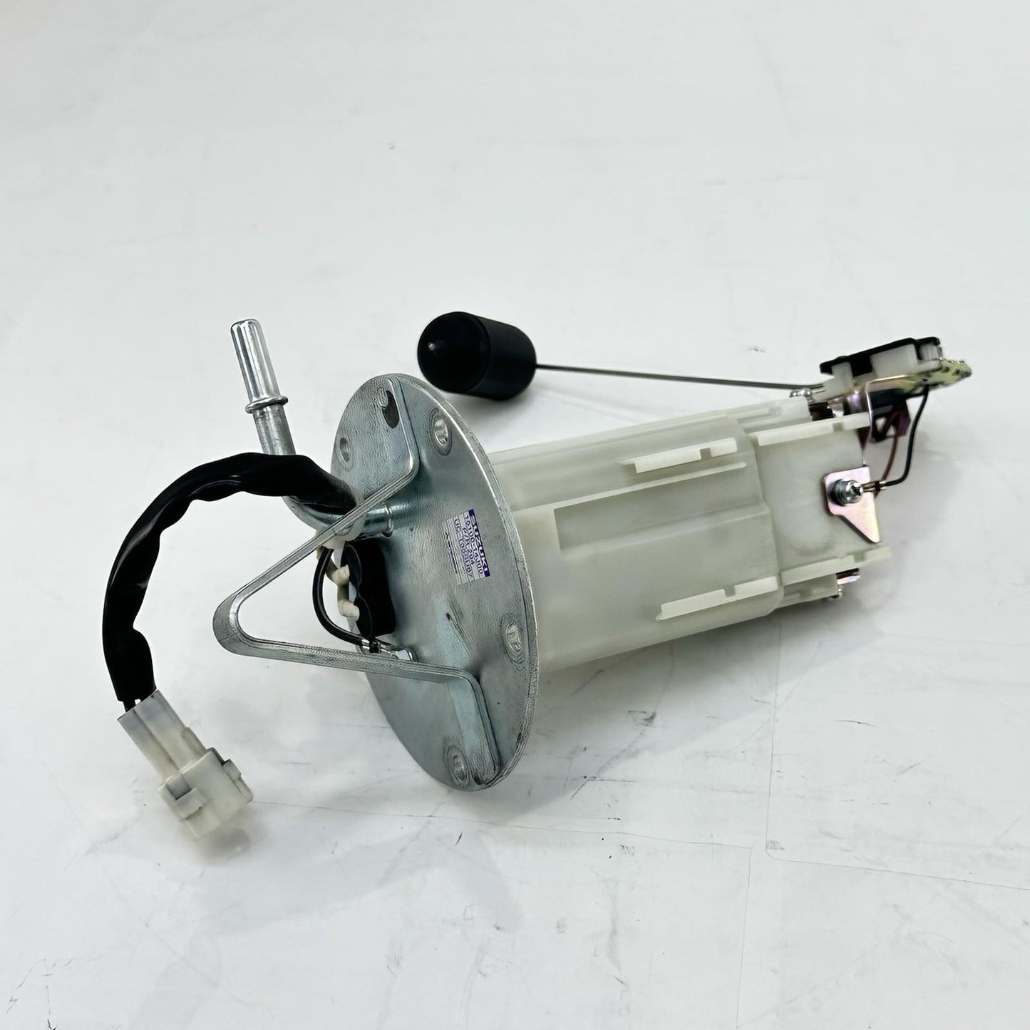 2011 - 2026 SUZUKI GSXR 600 GSXR 750 FUEL PUMP GAS PETROL SENDING UNIT BOLTS