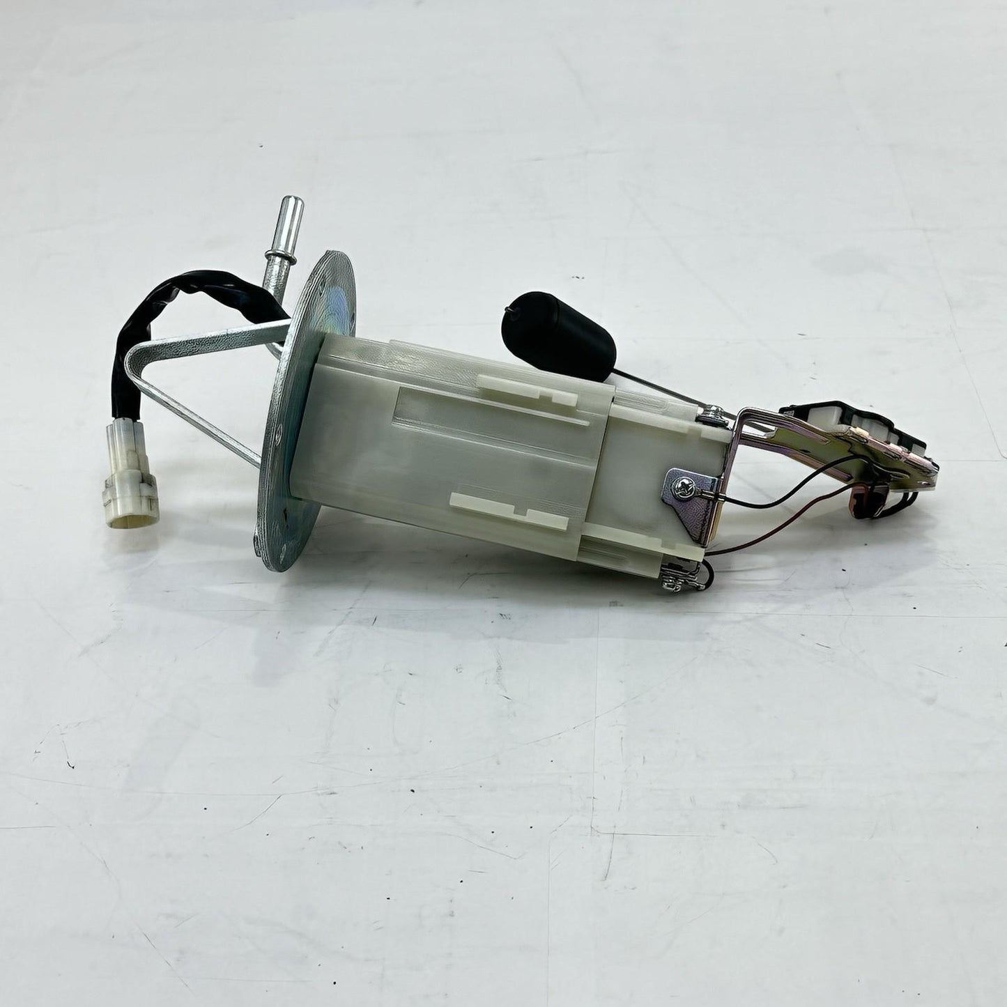 2011 - 2026 SUZUKI GSXR 600 GSXR 750 FUEL PUMP GAS PETROL SENDING UNIT BOLTS
