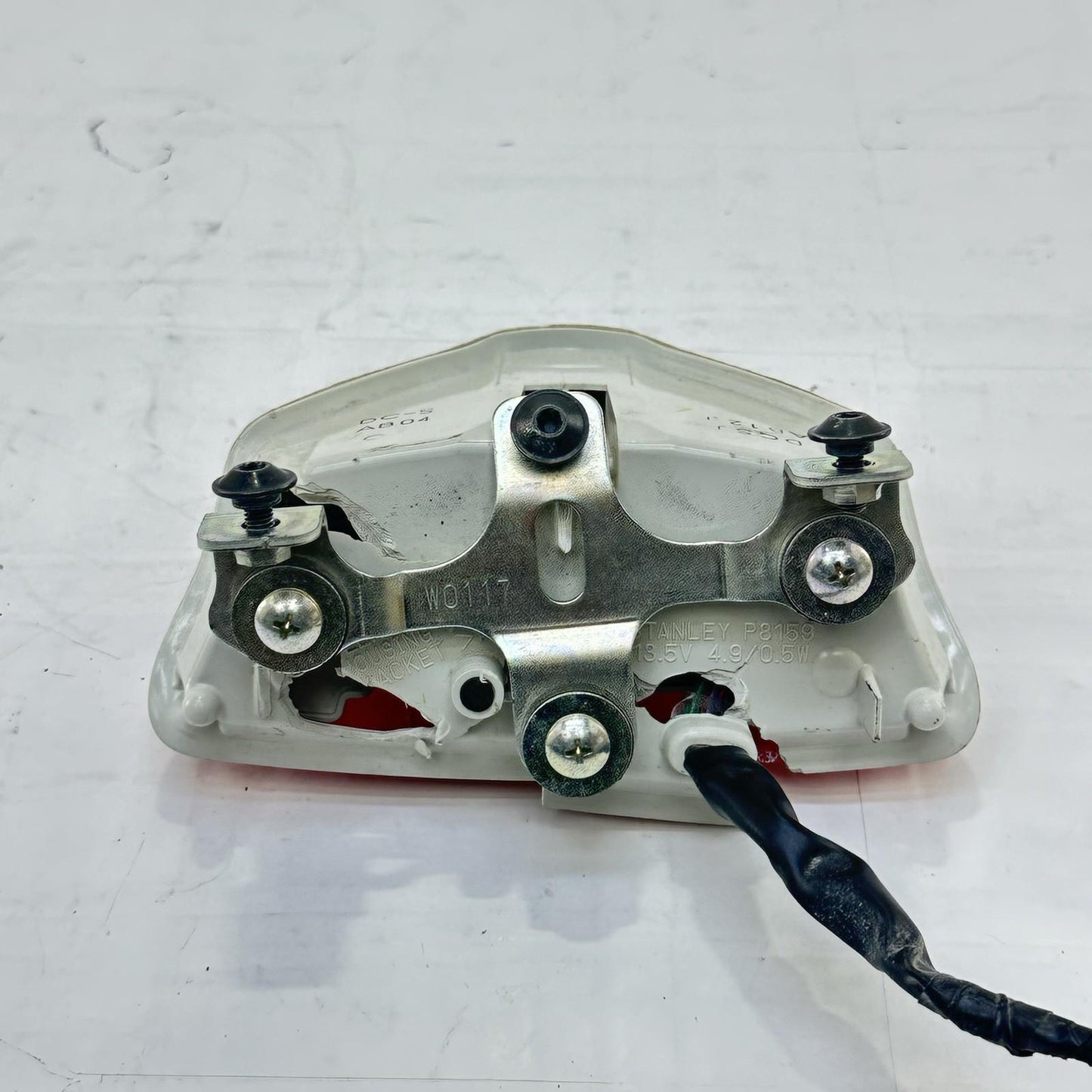2011 - 2026 SUZUKI GSXR 600 GSXR 750 REAR TAIL LIGHT BACK BRAKE LAMP *DAMAGE*