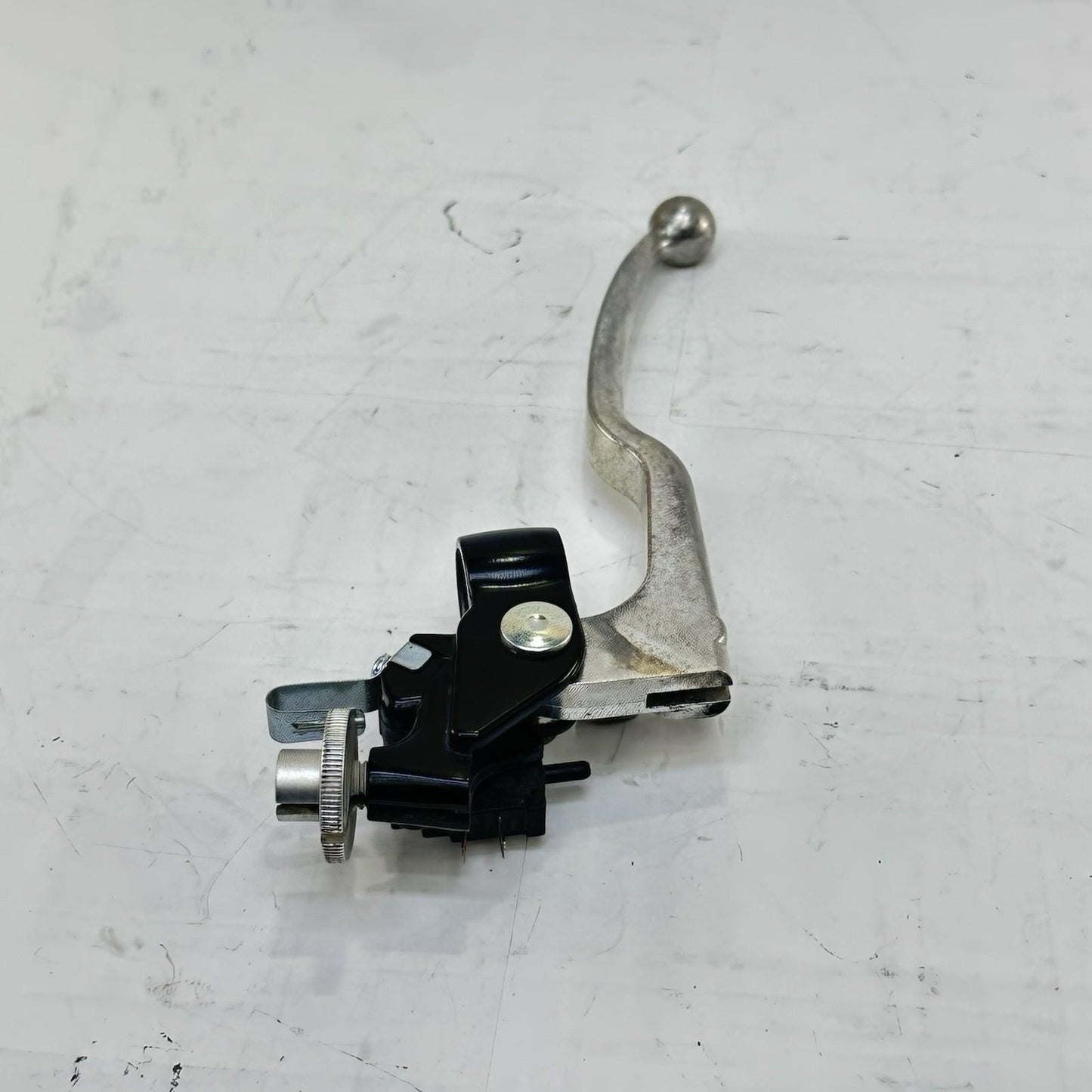 2011 - 2026 SUZUKI GSXR 600 GSXR 750 CLUTCH PERCH LEVER MOUNT BRACKET LEFT SIDE