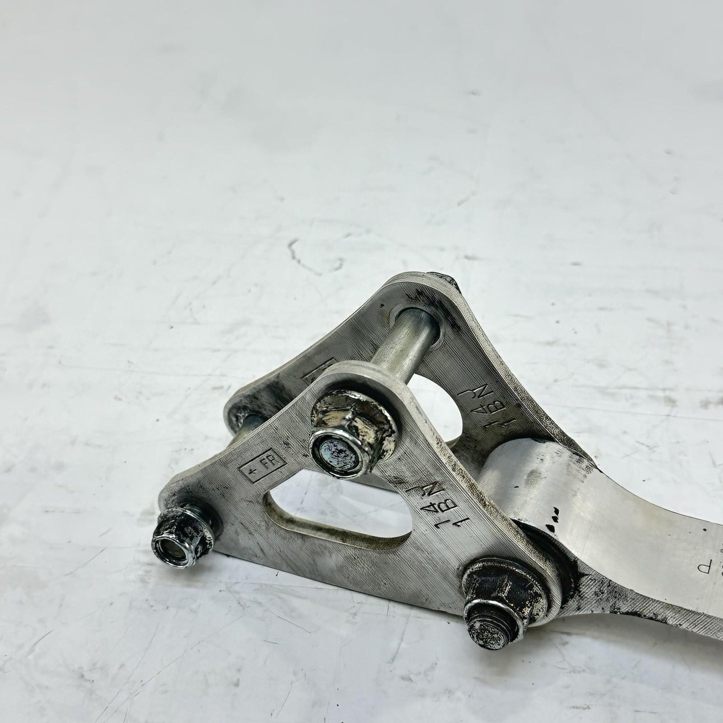 2011 - 2026 SUZUKI GSXR 600 GSXR 750 DOG BONE REAR SHOCK LINKAGE SILVER STOCK