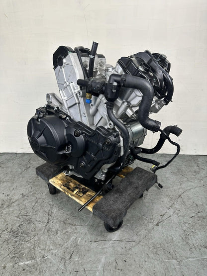 2025 2026 APRILIA RSV4 1100 ENGINE MOTOR COMPLETE *30 DAY WARRANTY* CYLINDER OEM
