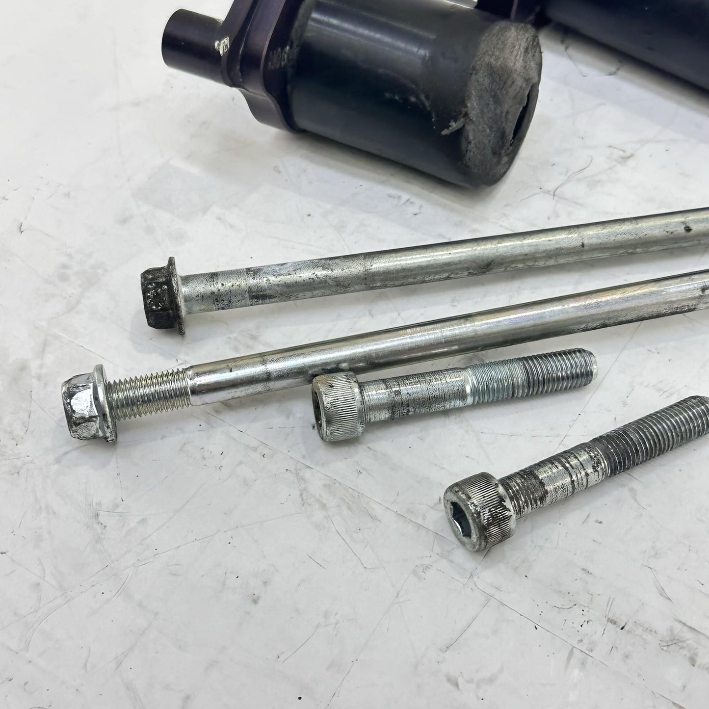2011 - 2026 SUZUKI GSXR 600 GSXR 750 ENGINE BOLTS MOTOR FRAME SLIDER HARDWARE